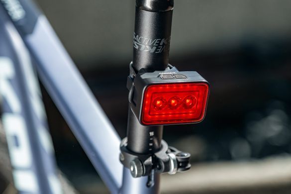Заднє світло ONRIDE Bizarre R (23 lm, 700 mAh, Type-C), пластикове