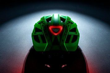 Блимавка для шолому R2 Lumen / Lumen Junior (на батарейках)