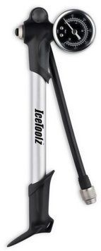 Насос для вилок та аморизаторів IceToolz A753, до 300psi / 20.6bar